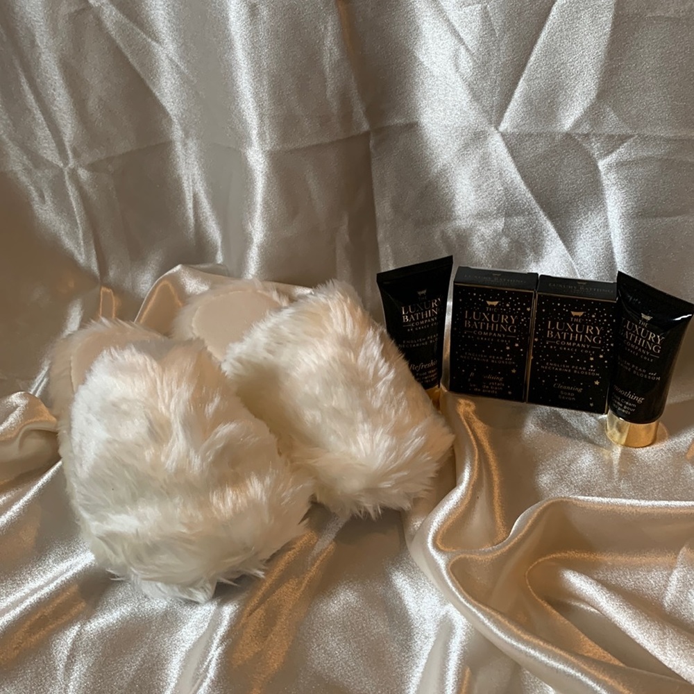 Slipper and body bundle